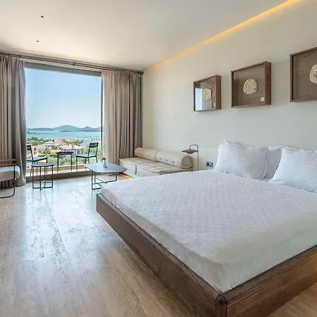 Joon Cunda Ayvalik